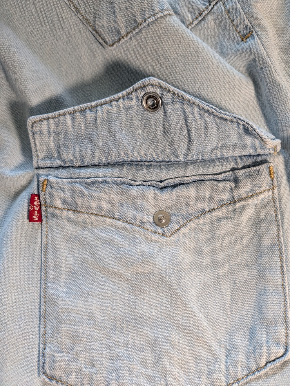 Levi's Essential Light Blue Denim Western Shirt Pearl Snap Buttons - Picture 7 of 10